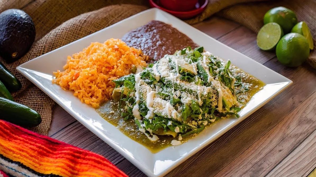 Green enchiladas with rice and beans
